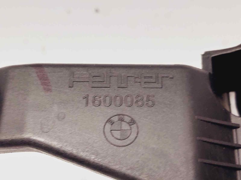 Recambio de apoyabrazos central para bmw serie 5 lim. (f10) 520d referencia OEM IAM 1600085  