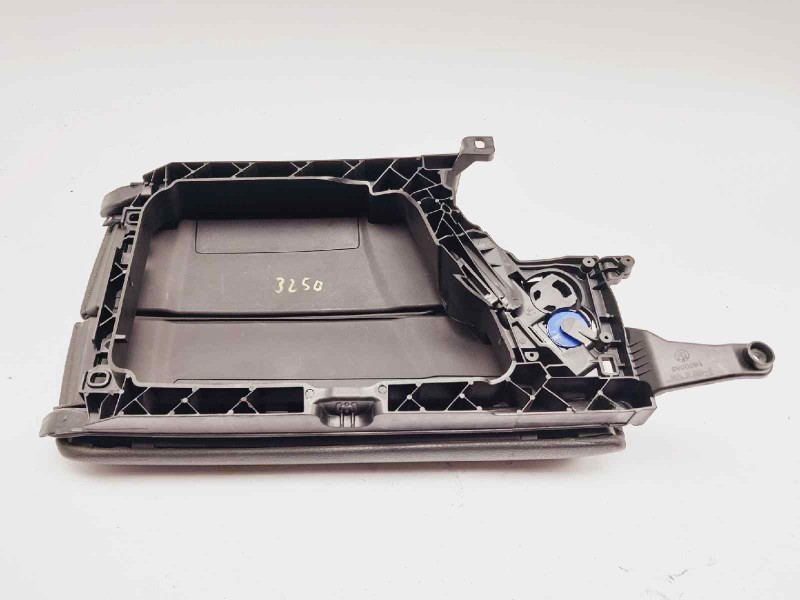 Recambio de apoyabrazos central para bmw serie 5 lim. (f10) 520d referencia OEM IAM 1600085  