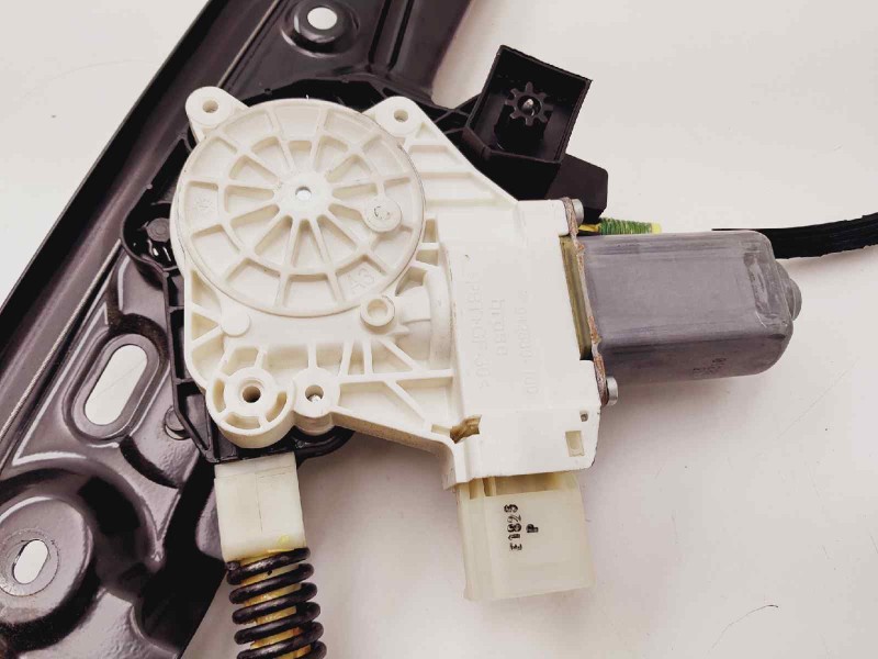 Recambio de elevalunas delantero derecho para bmw serie 5 lim. (f10) 520d referencia OEM IAM 914547 7248172 72715649