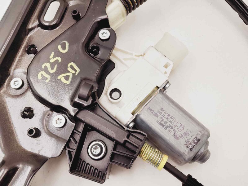 Recambio de elevalunas delantero derecho para bmw serie 5 lim. (f10) 520d referencia OEM IAM 914547 7248172 72715649