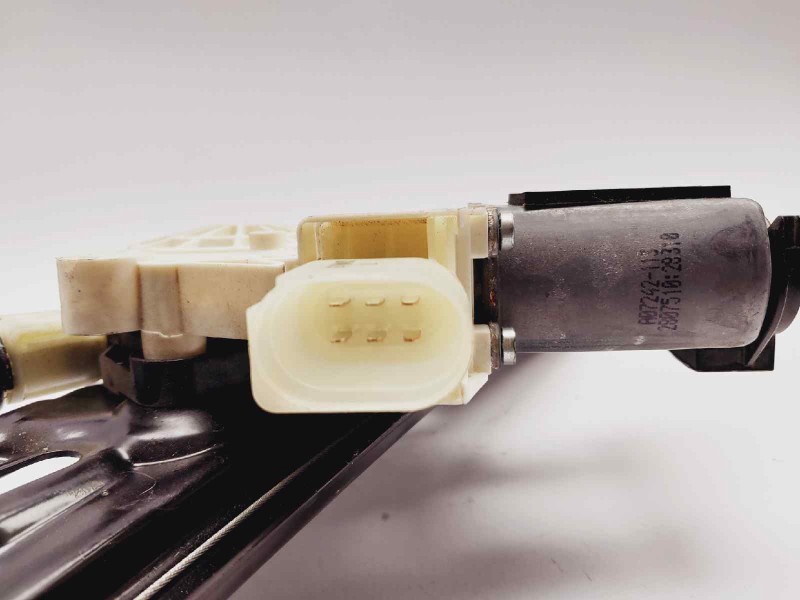 Recambio de elevalunas trasero derecho para bmw serie 5 lim. (f10) 520d referencia OEM IAM 942889100 7208018 72481720