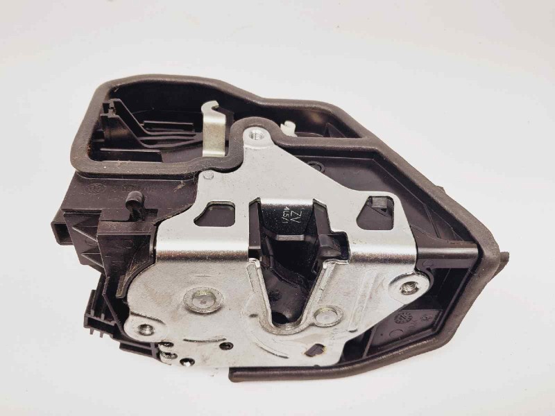 Recambio de cerradura puerta trasera derecha para bmw serie 5 lim. (f10) 520d referencia OEM IAM 7229460  