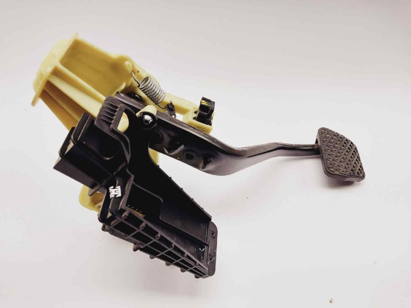 Recambio de pedal freno para bmw serie 5 lim. (f10) 520d referencia OEM IAM 35116782665  