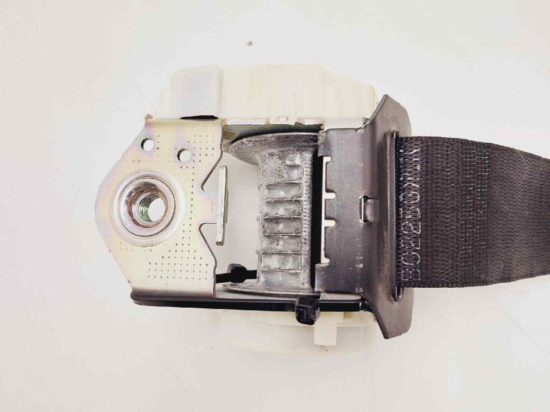 Recambio de cinturon seguridad trasero central para bmw serie 5 lim. (f10) 520d referencia OEM IAM 34055990F 7247667 724766705