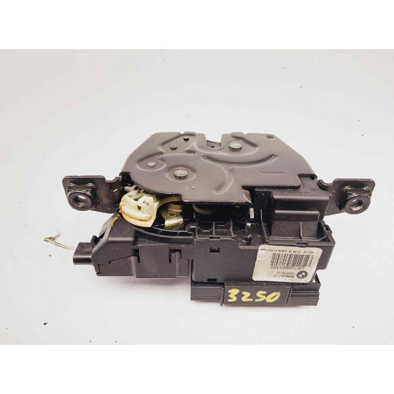 Recambio de cerradura maletero / porton para bmw serie 5 lim. (f10) 520d referencia OEM IAM 966929110 726954303 16367210