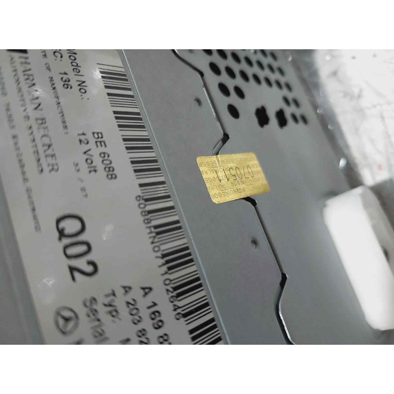 Recambio de sistema audio / cd para mercedes clase a (w169) a 150 (169.031) referencia OEM IAM A1698700989 A2038270062 