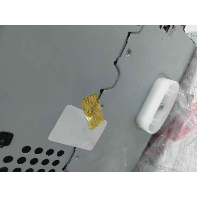 Recambio de sistema audio / cd para mercedes clase a (w169) a 150 (169.031) referencia OEM IAM A1698700989 A2038270062 