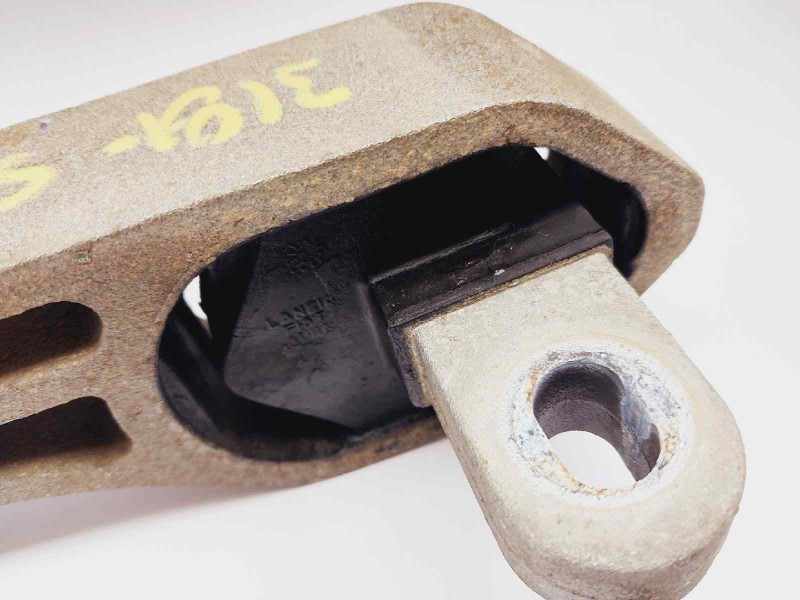 Recambio de soporte cambio para fiat qubo (300) dynamic referencia OEM IAM 518556760 A2361113031015 