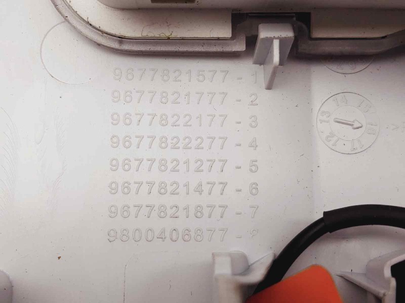 Recambio de luz interior para peugeot 308 sw business-line referencia OEM IAM 9677821577 9807496180 