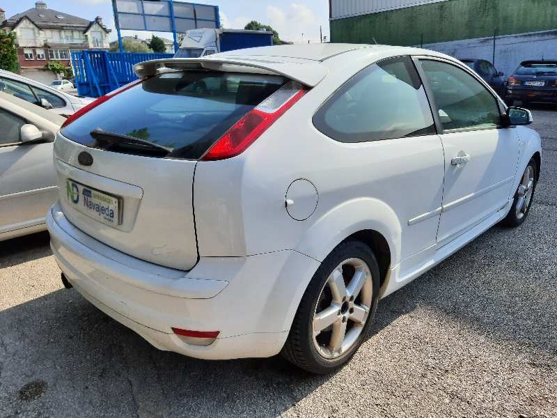 ford focus berlina (cap) del año 2007