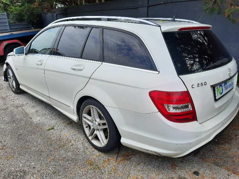 mercedes-benz clase c (w204) familiar del año 2011