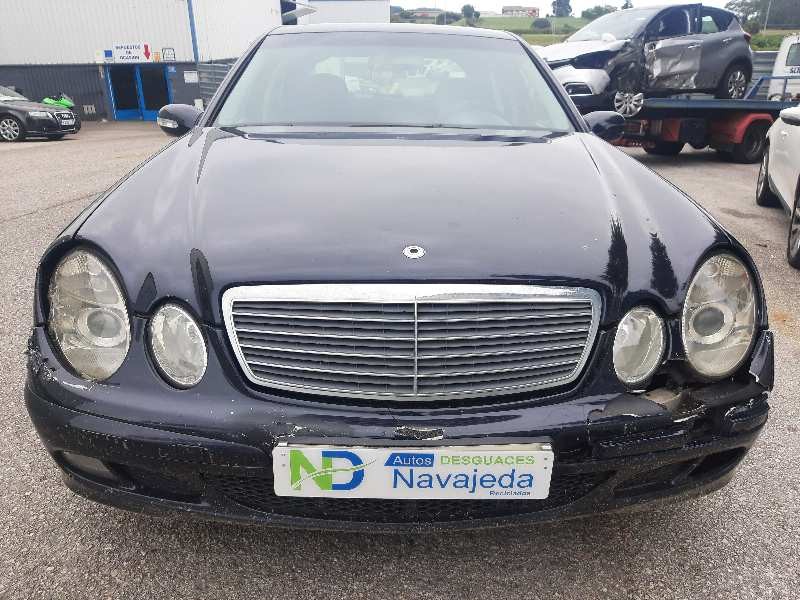 mercedes-benz clase e (w211) berlina del año 2005