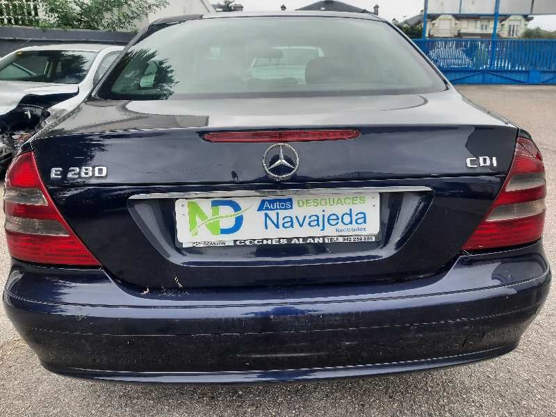 mercedes-benz clase e (w211) berlina del año 2005