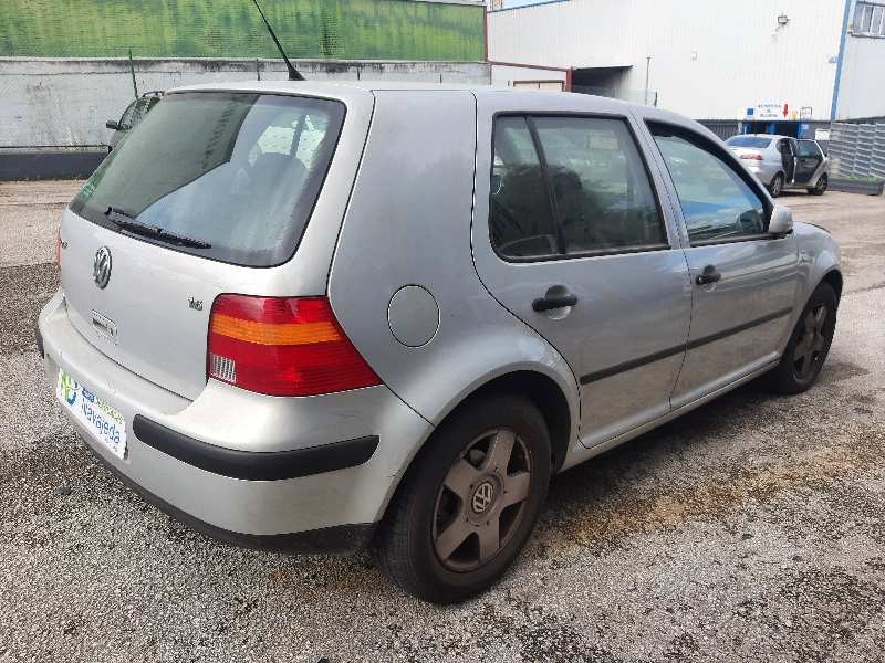 volkswagen golf iv berlina (1j1) del año 2000