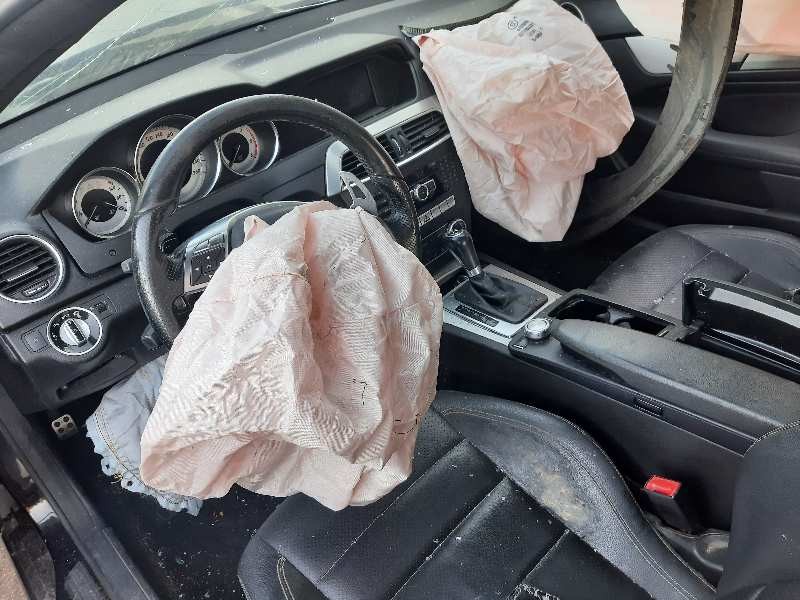 mercedes-benz clase c (w204) coupe del año 2017