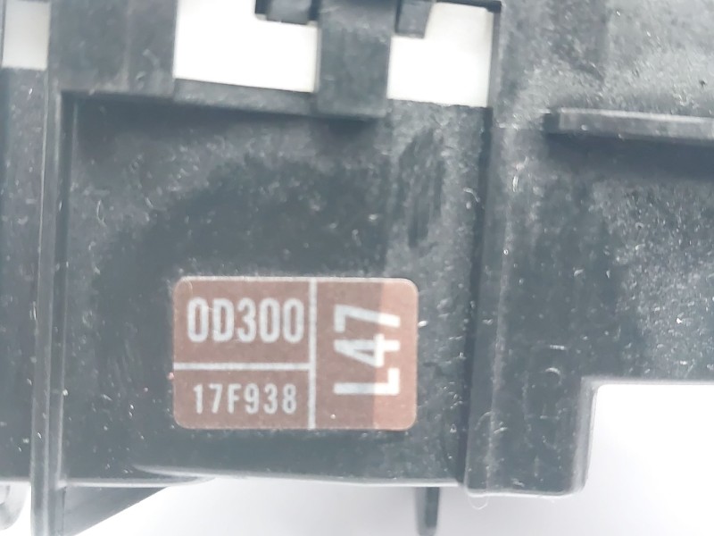 Recambio de mando multifuncion para toyota yaris city referencia OEM IAM 0d30017f938  0d18017f904