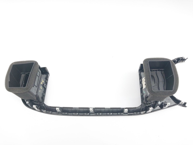 Recambio de rejilla aireadora para kia ceed crdi referencia OEM IAM 97410J7AA0  97420J7AA0