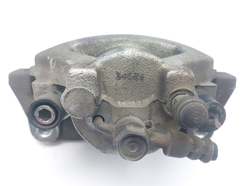 Recambio de pinza freno delantera derecha para toyota yaris city referencia OEM IAM 477300D070  