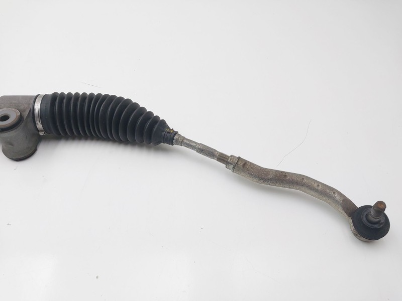 Recambio de cremallera direccion para toyota yaris city referencia OEM IAM 455000D271  