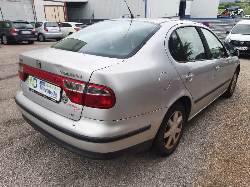 seat toledo (1m2) del año 2003
