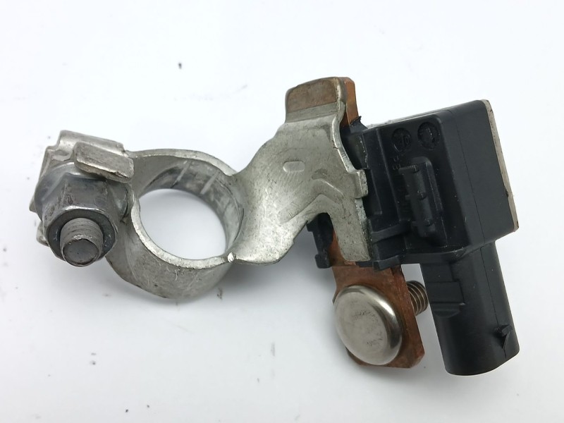 Recambio de modulo electronico para kia ceed crdi referencia OEM IAM 37180j7200  