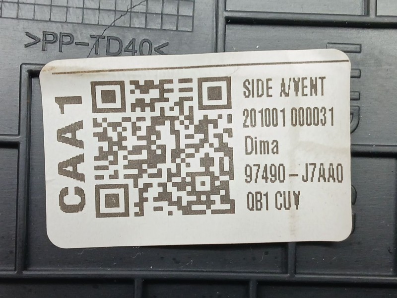 Recambio de rejilla aireadora para kia ceed crdi referencia OEM IAM 97490J7AA0  