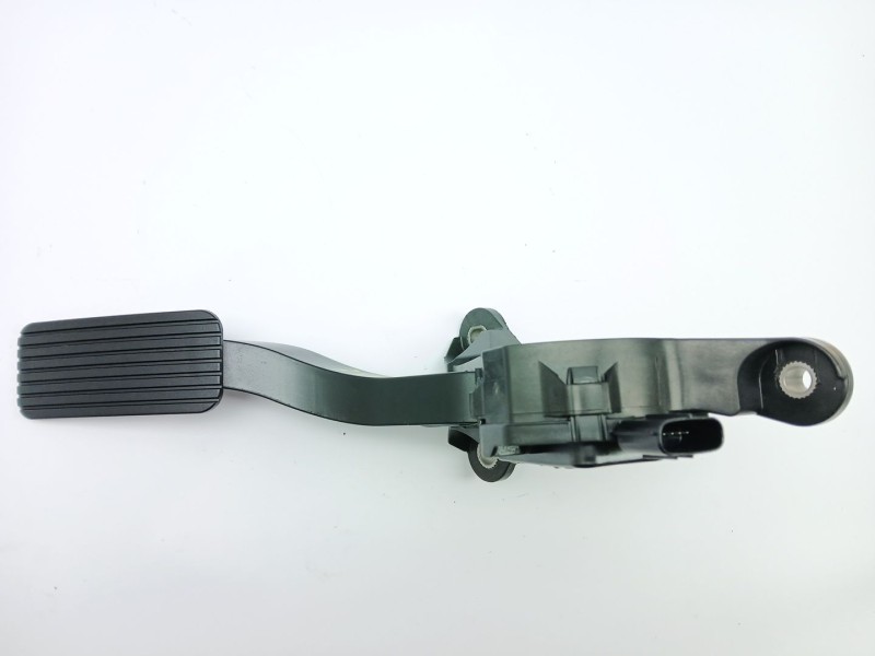Recambio de potenciometro pedal para kia ceed crdi referencia OEM IAM 32700G4200  