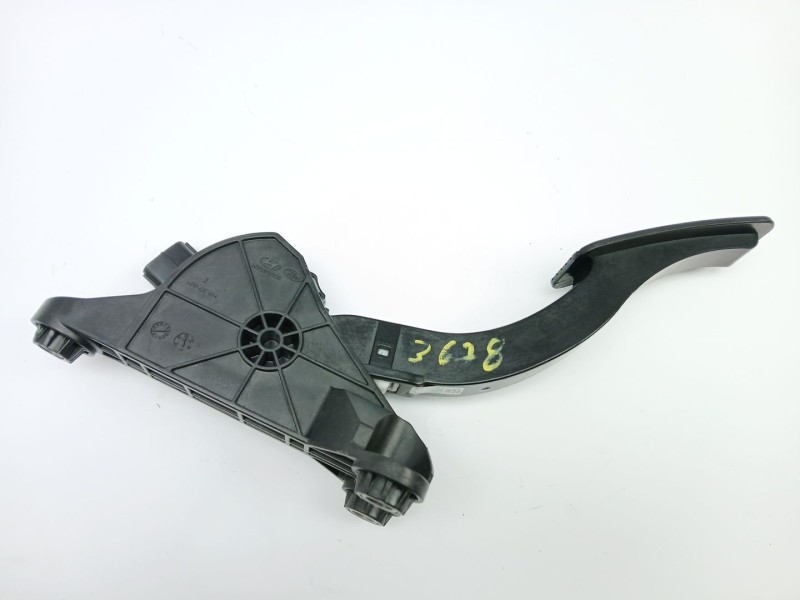 Recambio de potenciometro pedal para kia ceed crdi referencia OEM IAM 32700G4200  