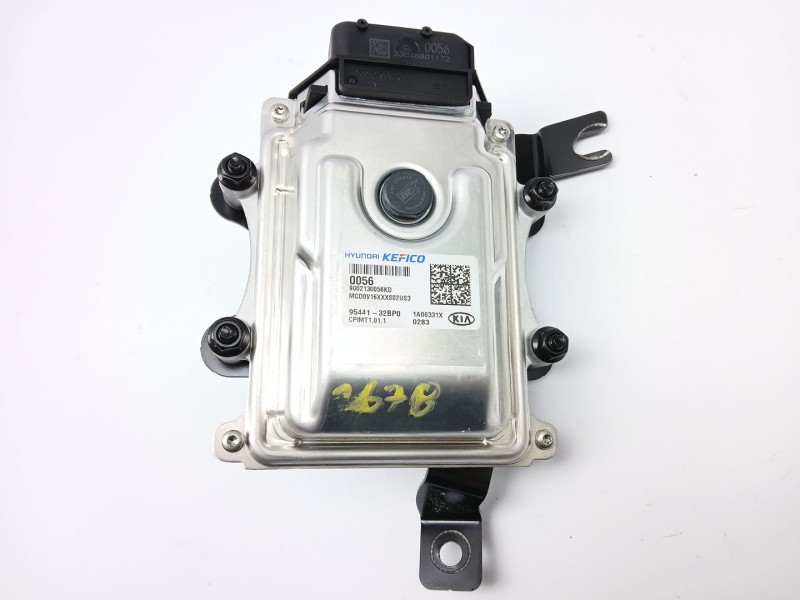 Recambio de modulo electronico para kia ceed crdi referencia OEM IAM 9544132BP0  