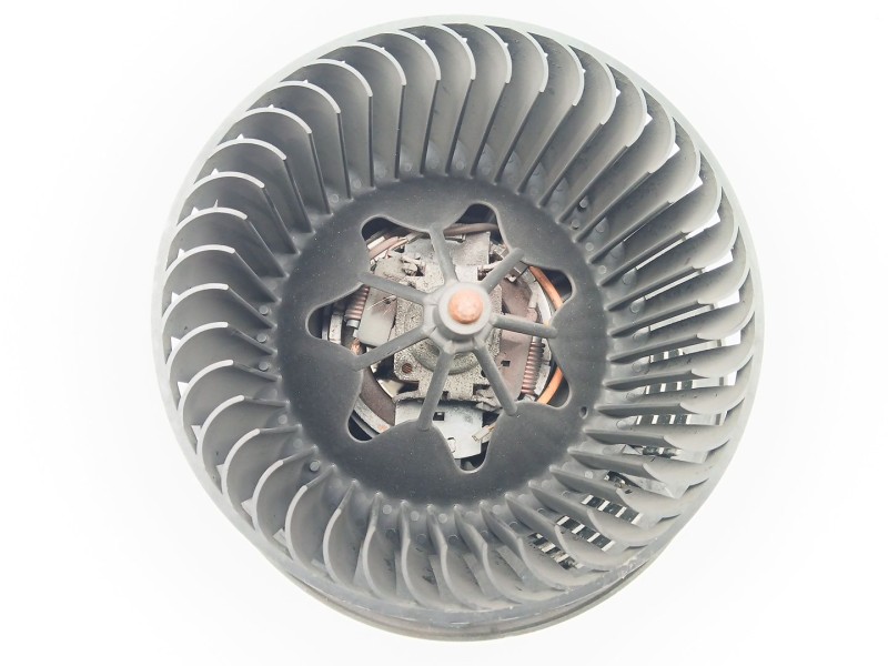 Recambio de motor calefaccion para bmw serie 1 berlina (e81/e87) 118d referencia OEM IAM 693366307  