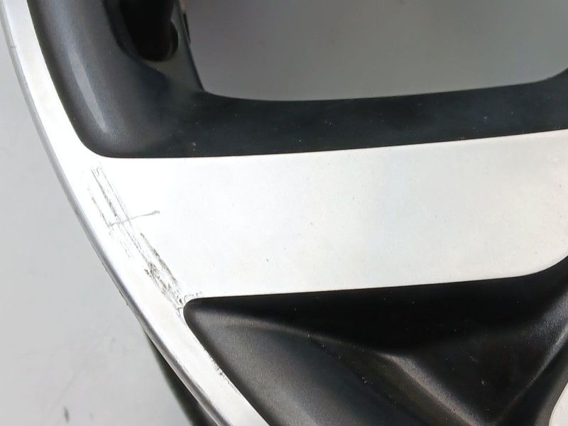 Recambio de llanta para kia ceed crdi referencia OEM IAM 52910J7400  