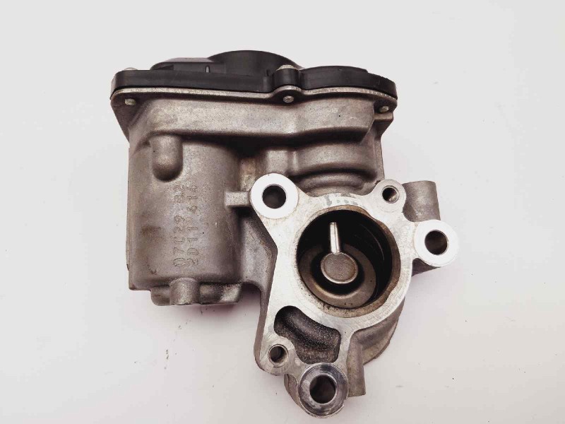 Recambio de valvula egr para dacia dokker essential referencia OEM IAM 147100361R HU1501000461 