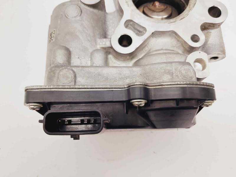 Recambio de valvula egr para dacia dokker essential referencia OEM IAM 147100361R HU1501000461 