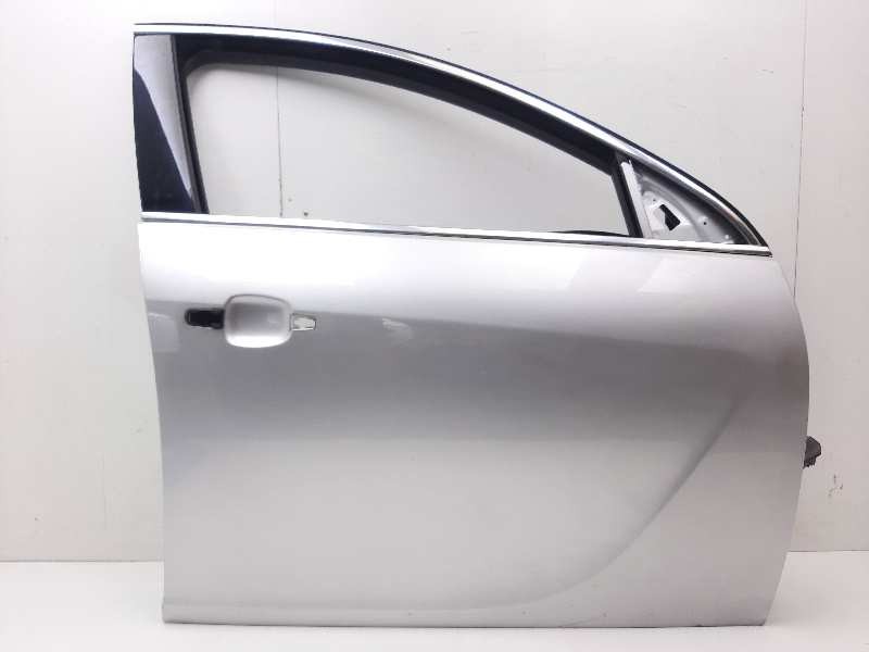 Recambio de puerta delantera derecha para opel insignia sports tourer edition referencia OEM IAM 124272  