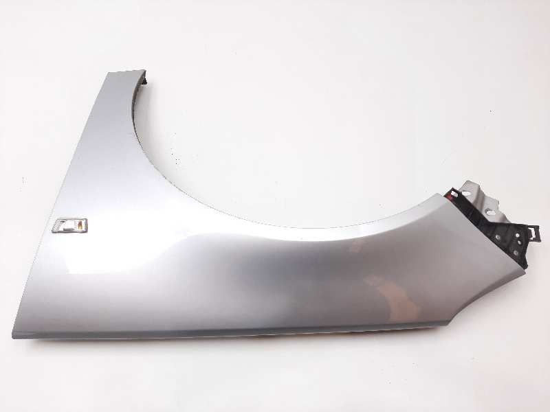 Recambio de aleta delantera izquierda para opel insignia sports tourer edition referencia OEM IAM 6102365  