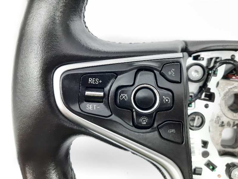 Recambio de volante para opel insignia berlina selective referencia OEM IAM 6244267 23191544 