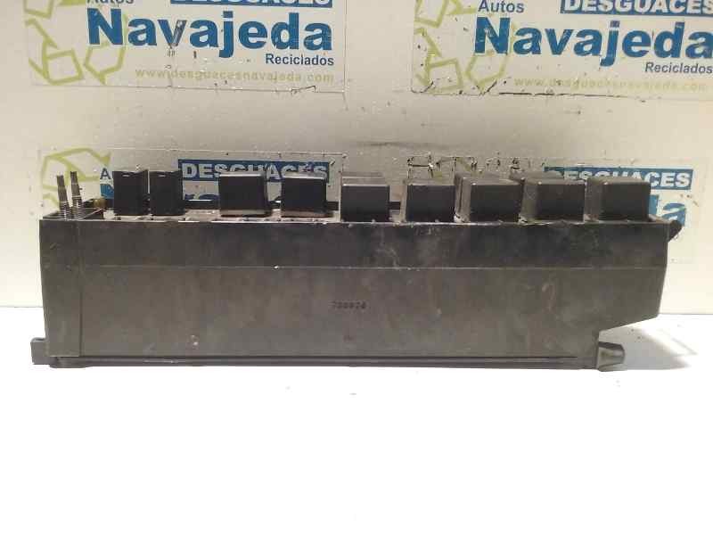 Recambio de caja reles / fusibles para chrysler voyager (gs) 3.3 se referencia OEM IAM 04707893AD 047078934D 