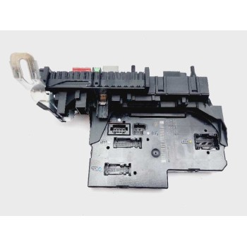 CAJA RELES / FUSIBLES 2129001606 2129011204 