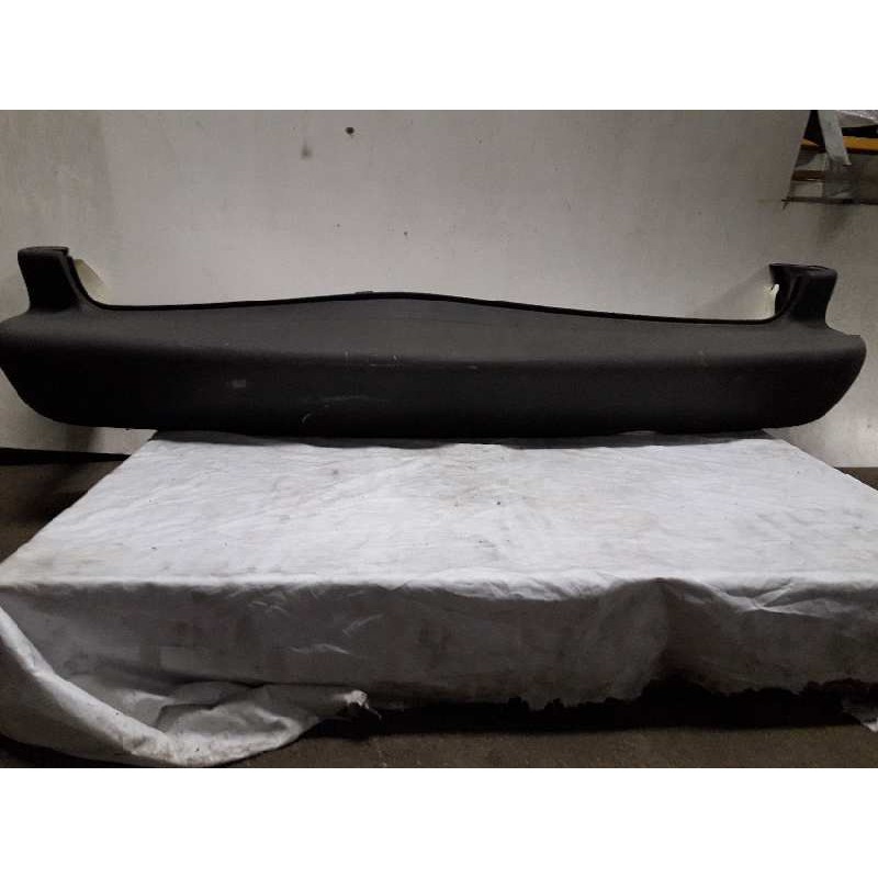 Recambio de paragolpes trasero para chrysler voyager (gs) referencia OEM IAM  NEGRO 