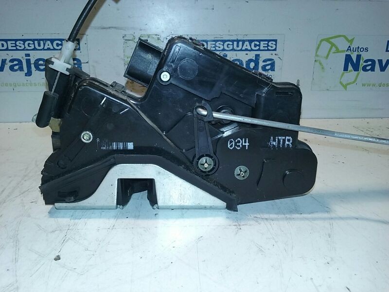 Recambio de cerradura puerta trasera derecha para bmw serie 3 berlina (e46) referencia OEM IAM  7 PINES 