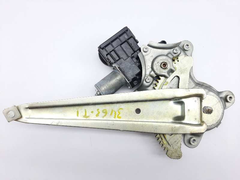 Recambio de elevalunas trasero izquierdo para lexus ct 200h white edition referencia OEM IAM 8571060340 0620204531 