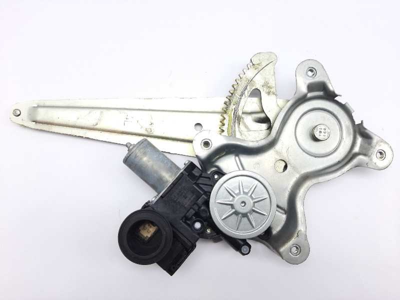 Recambio de elevalunas trasero izquierdo para lexus ct 200h white edition referencia OEM IAM 8571060340 0620204531 