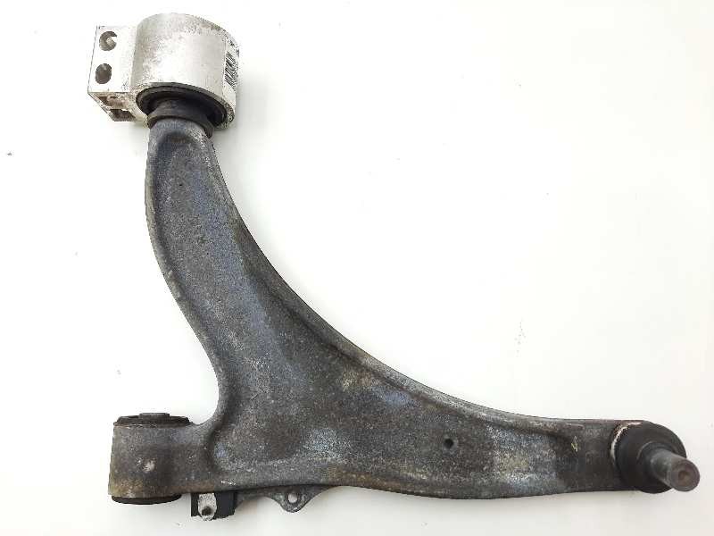Recambio de brazo suspension inferior delantero izquierdo para opel insignia berlina selective referencia OEM IAM 352520  