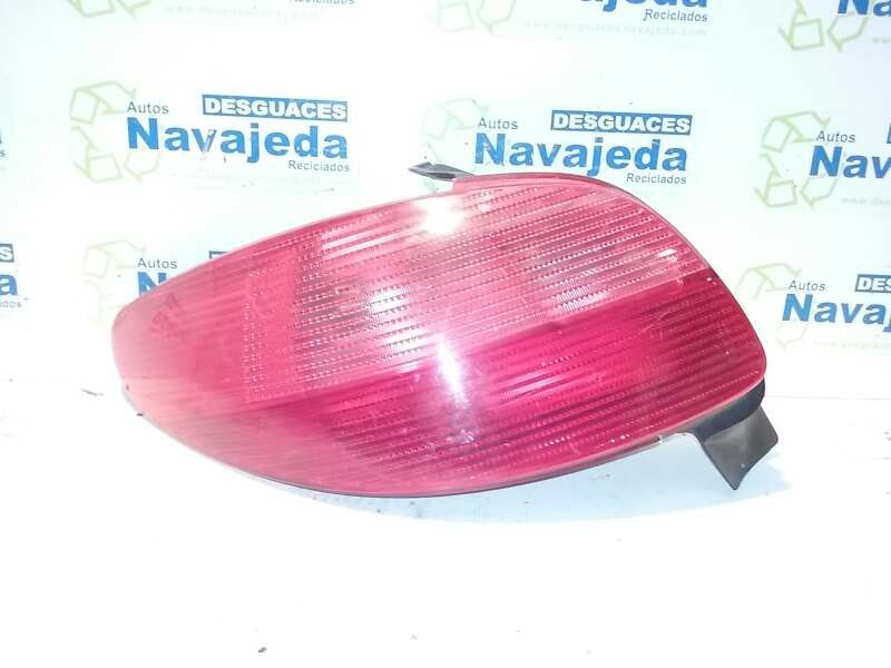 Recambio de piloto trasero izquierdo para peugeot 206 berlina referencia OEM IAM   