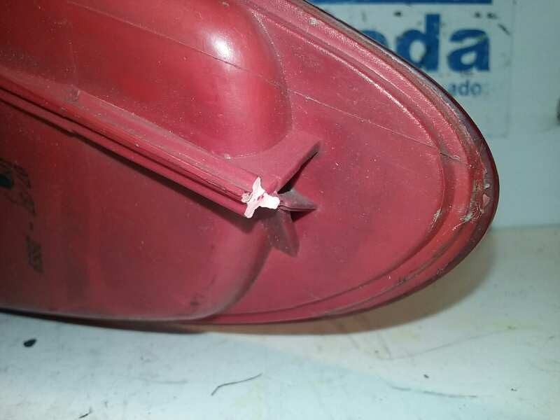 Recambio de piloto trasero izquierdo para peugeot 206 berlina referencia OEM IAM   