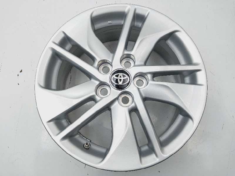 Recambio de llanta para toyota yaris xpa1f referencia OEM IAM 42611K0030  