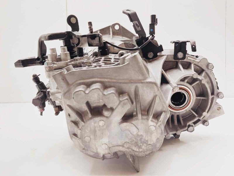 Recambio de caja cambios para hyundai i20 classic referencia OEM IAM 4300002BB0  