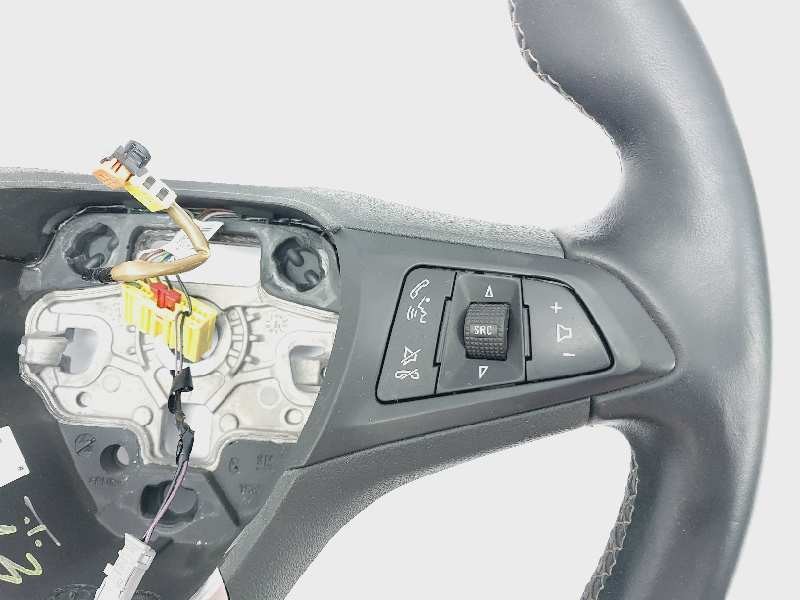 Recambio de volante para opel astra k lim. 5türig selective referencia OEM IAM 34215505F 39070465 