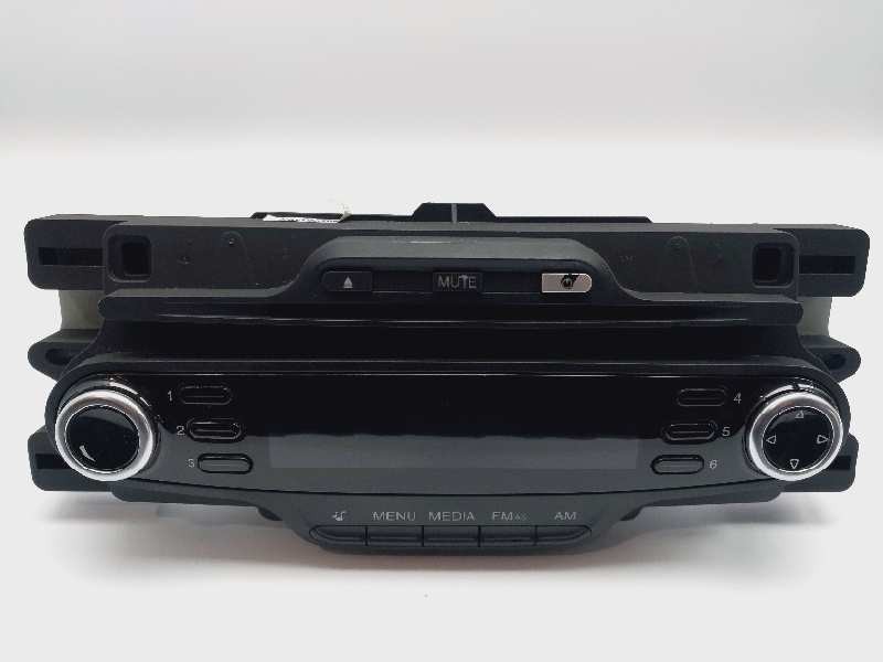 Recambio de sistema audio / cd para alfa romeo giulietta (191) distinctive referencia OEM IAM 7647302316  