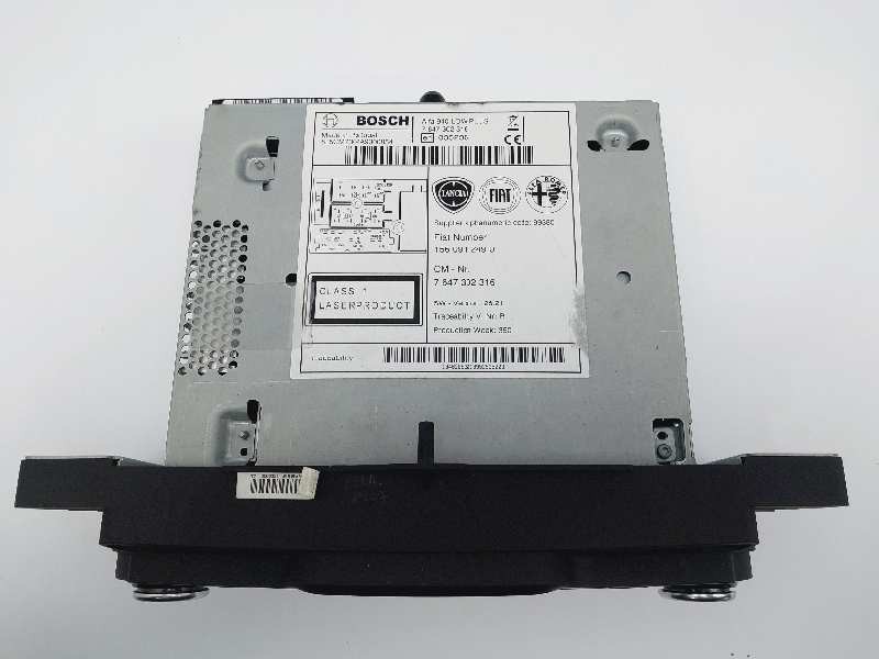 Recambio de sistema audio / cd para alfa romeo giulietta (191) distinctive referencia OEM IAM 7647302316  